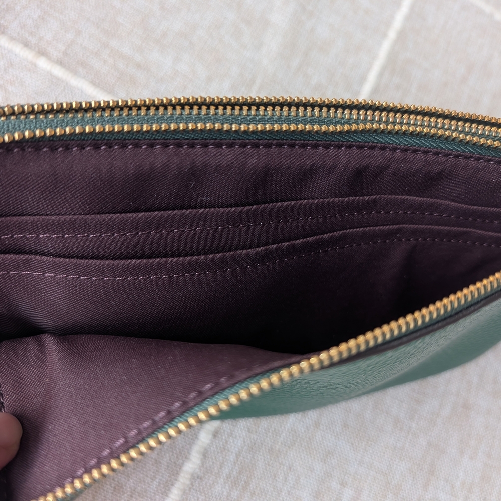 Coach Kelly Green Pebbled Leather Wristlet - Picture 4 of 5